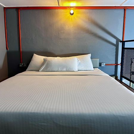 Ardour Lodge "A" Wing Tanjung Bungah  Zewnętrze zdjęcie