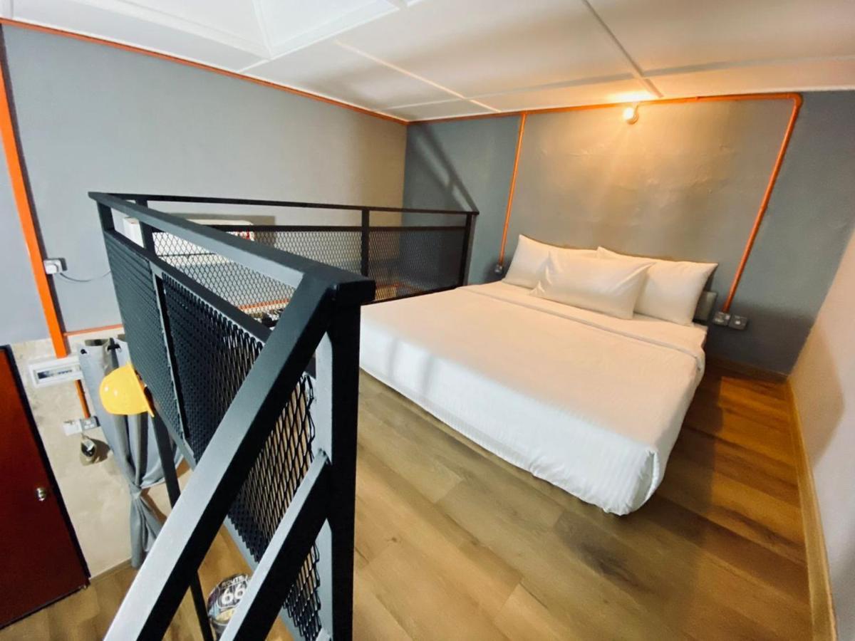 Ardour Lodge "A" Wing Tanjung Bungah  Zewnętrze zdjęcie