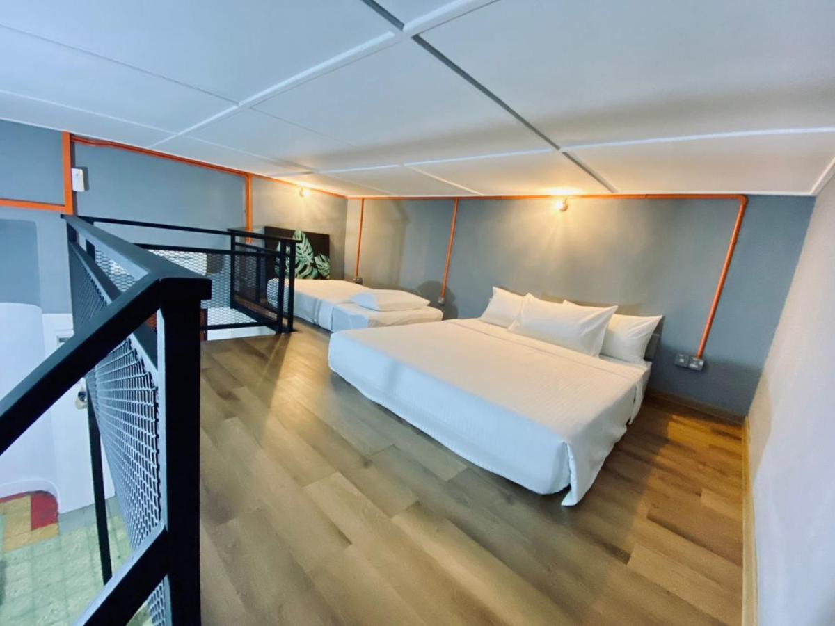 Ardour Lodge "A" Wing Tanjung Bungah  Zewnętrze zdjęcie
