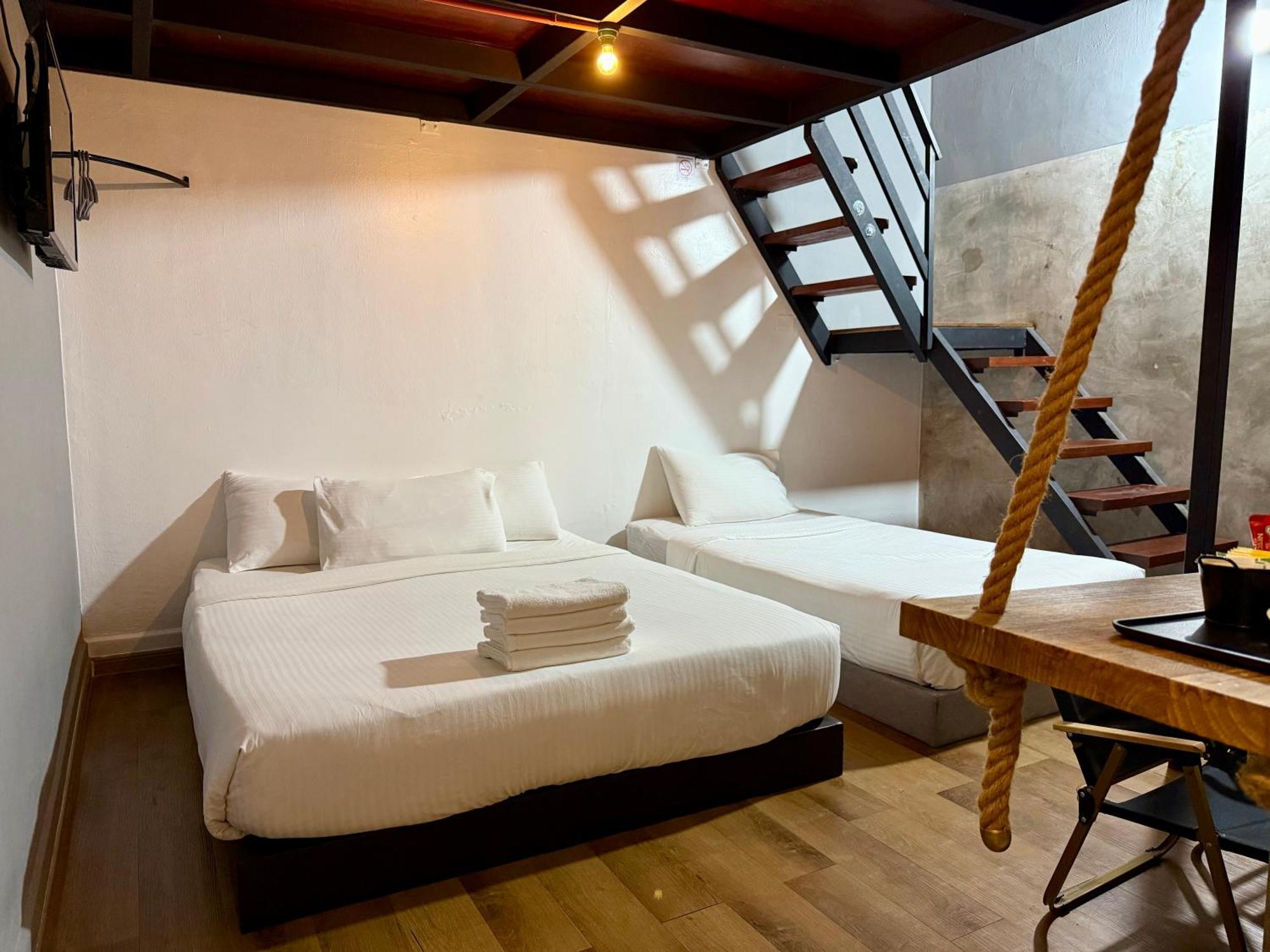 Ardour Lodge "A" Wing Tanjung Bungah  Zewnętrze zdjęcie