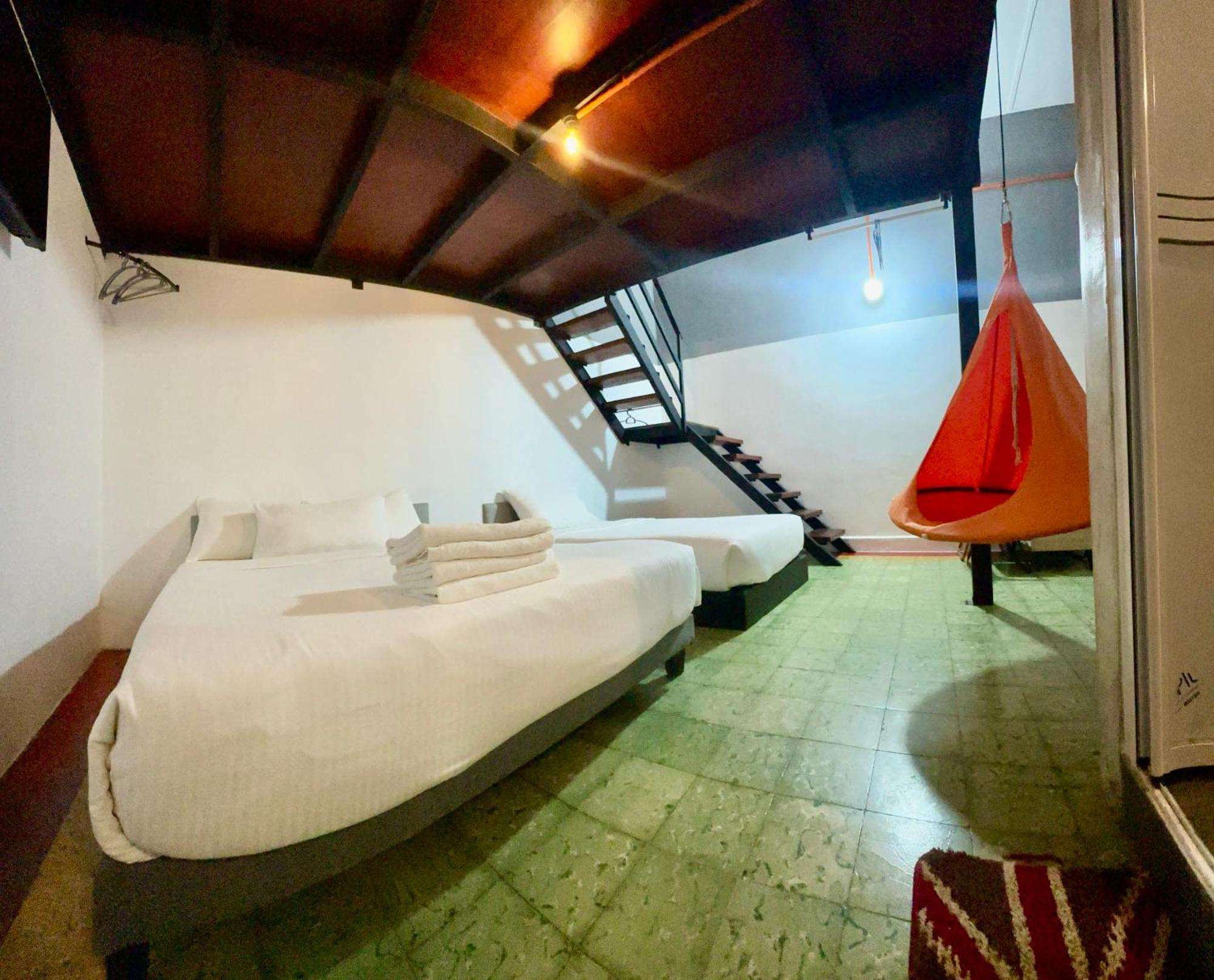 Ardour Lodge "A" Wing Tanjung Bungah  Zewnętrze zdjęcie
