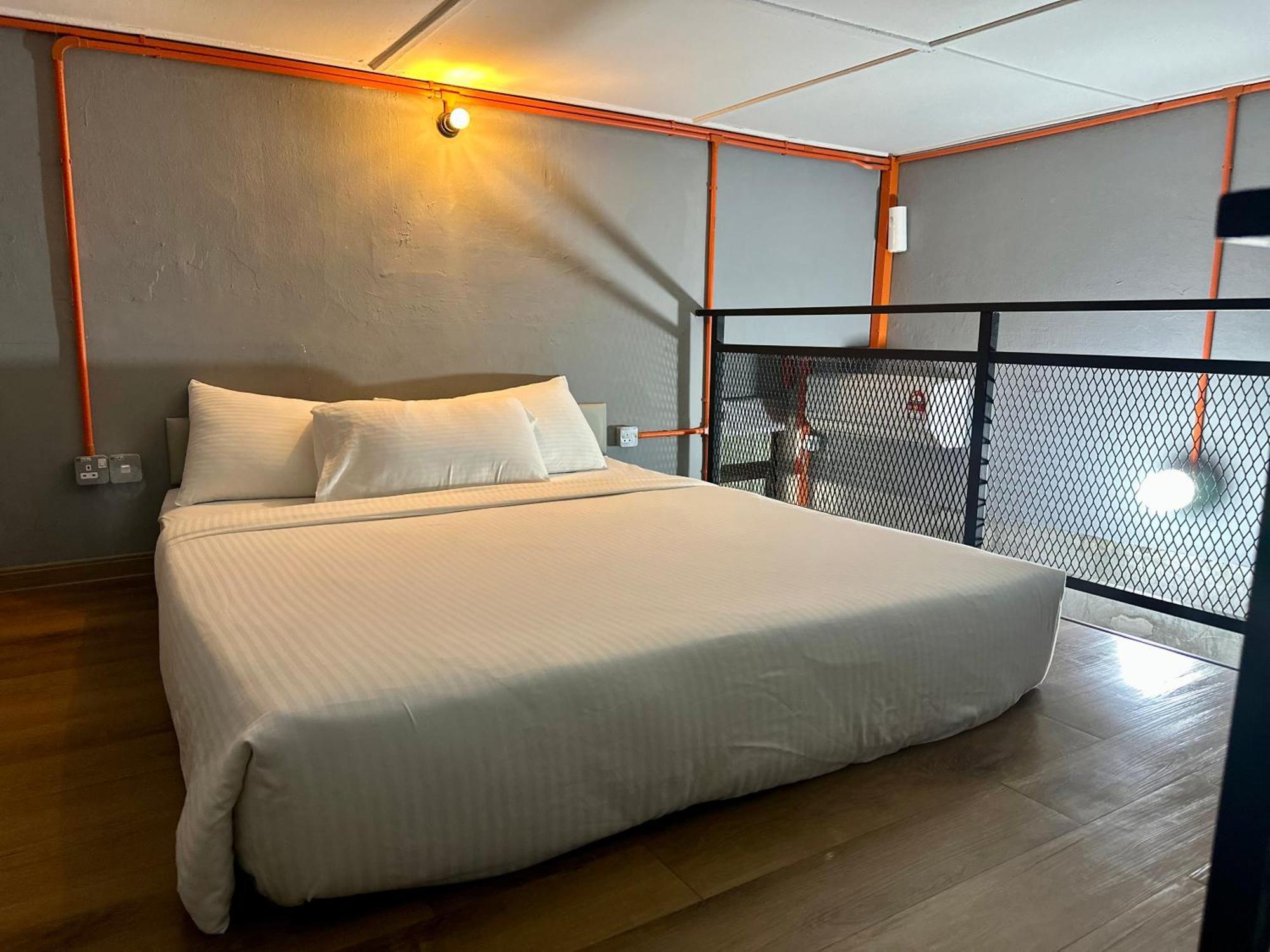 Ardour Lodge "A" Wing Tanjung Bungah  Zewnętrze zdjęcie